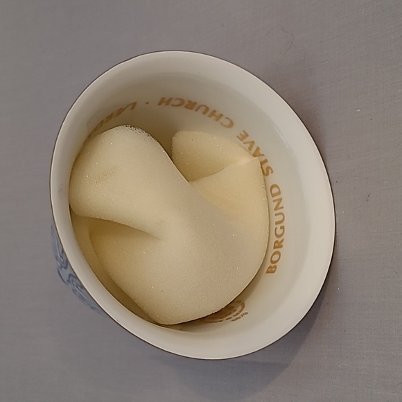 Bing & Grondahl Borgund Stave Church Norway 1979 Porcelain Bell - Picture 5 of 8